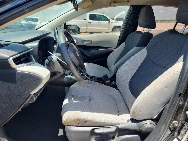 2021 TOYOTA COROLLA LE 7