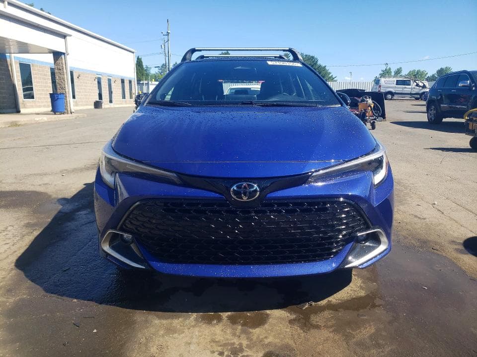2025 TOYOTA COROLLA XSE 5