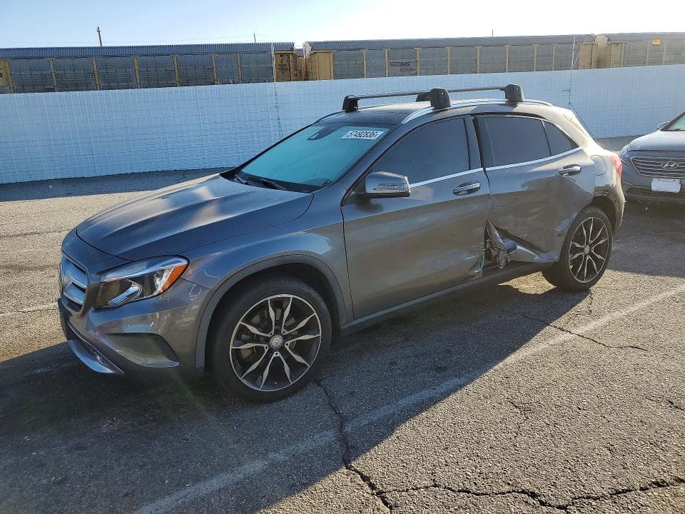 2017 MERCEDES-BENZ GLA 250