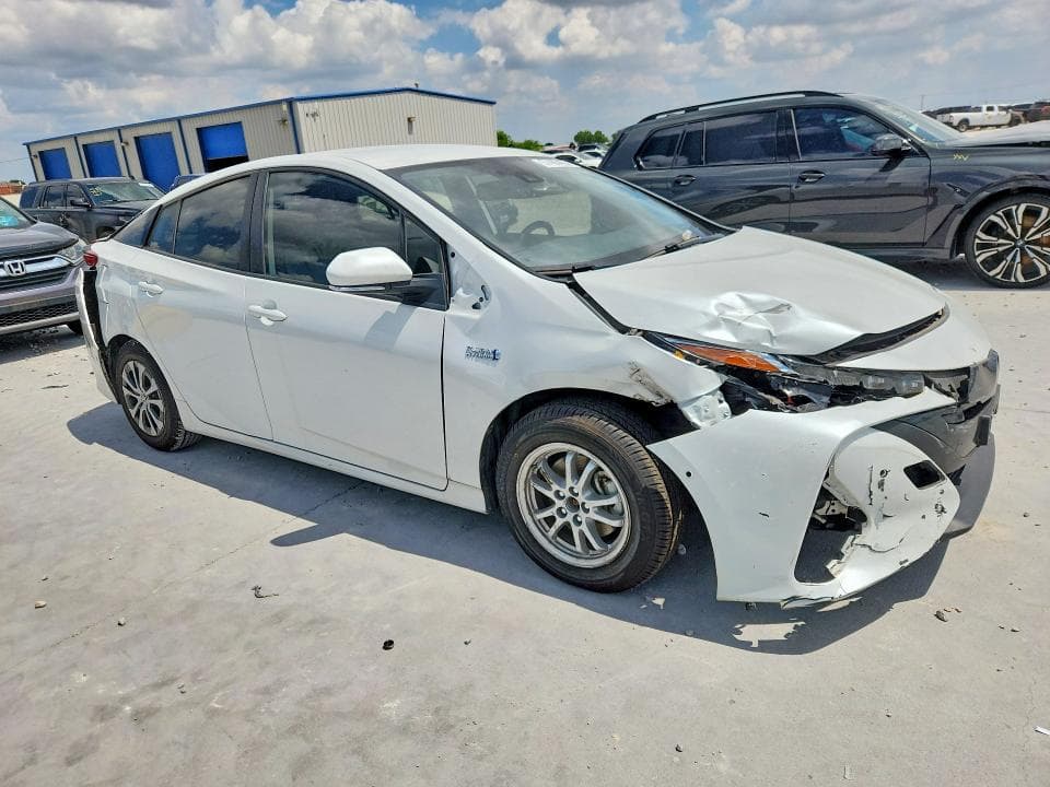 2021 TOYOTA PRIUS PRIME LIMITED LIMITED 4