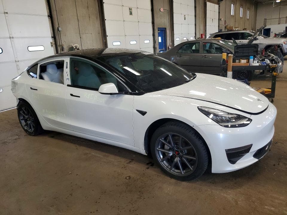 2020 TESLA MODEL 3 4