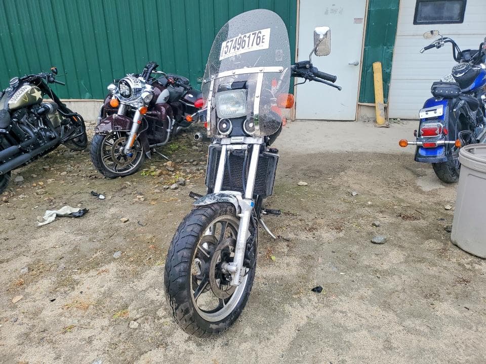 1986 HONDA VF700 C C 2