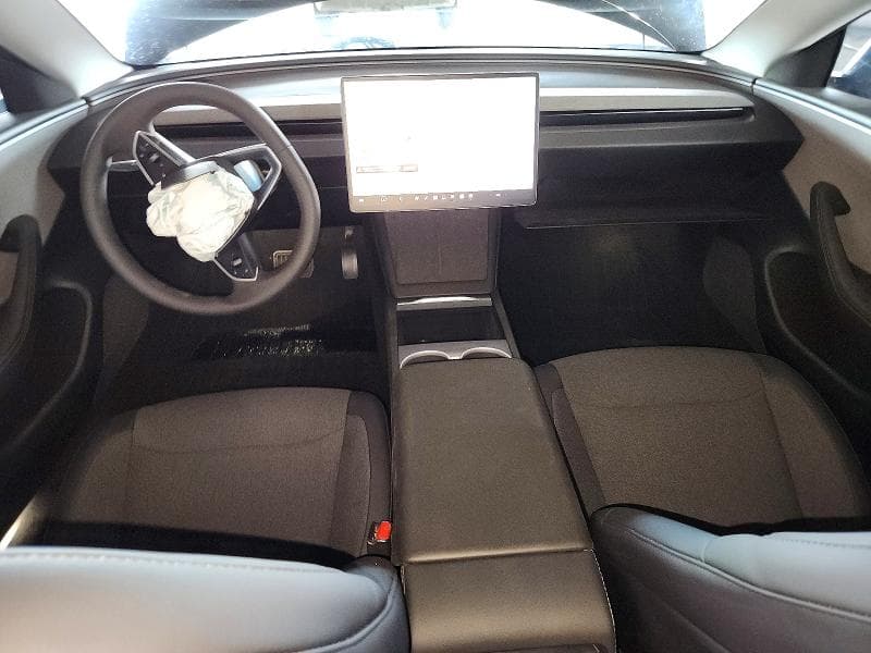 2025 TESLA MODEL 3 8