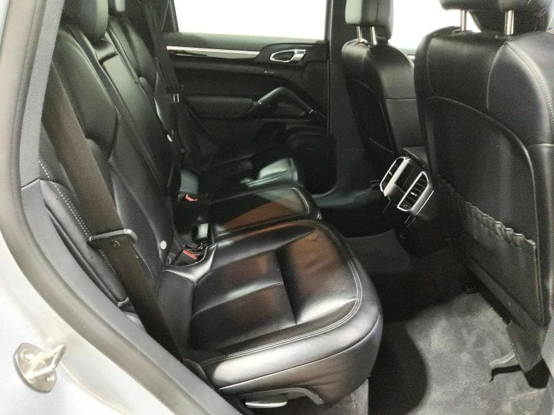2017 PORSCHE CAYENNE 12