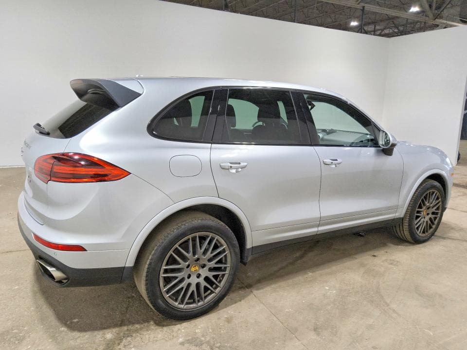 2017 PORSCHE CAYENNE 4