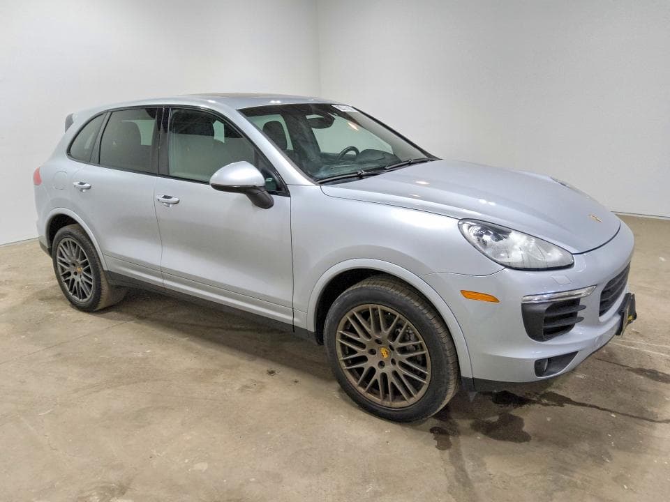 2017 PORSCHE CAYENNE 5