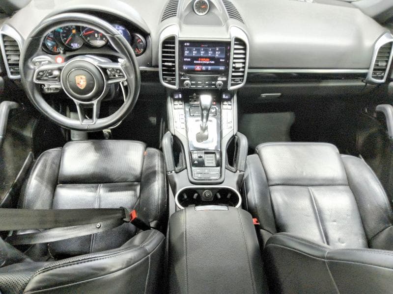 2017 PORSCHE CAYENNE 9