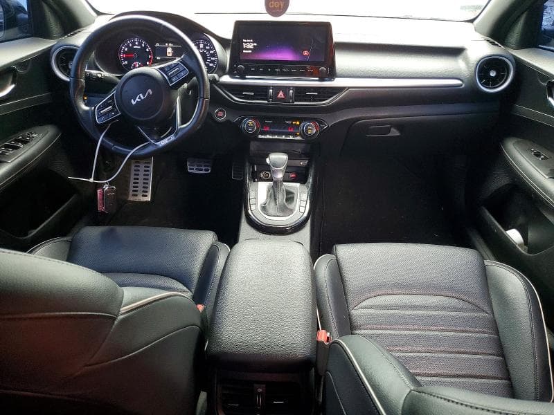 2024 KIA FORTE GT LINE 8