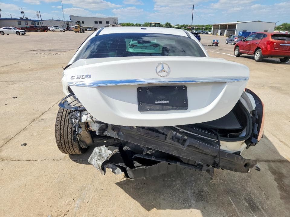 2020 MERCEDES-BENZ C 300 6