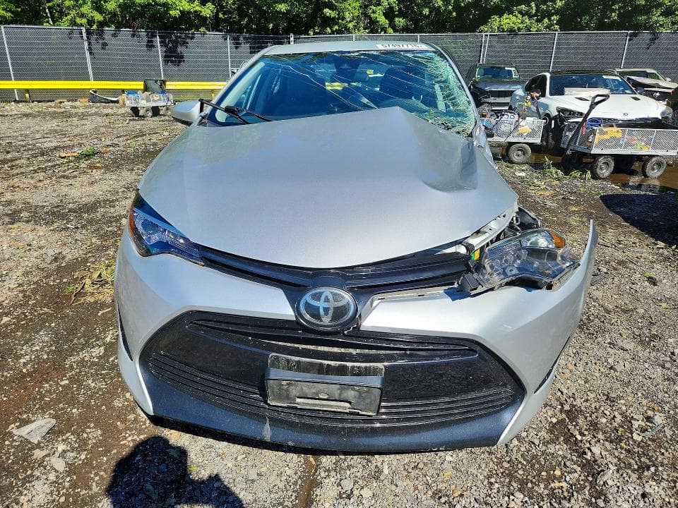 2017 TOYOTA COROLLA LE 5