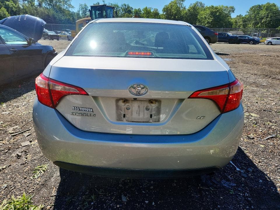 2017 TOYOTA COROLLA LE 6