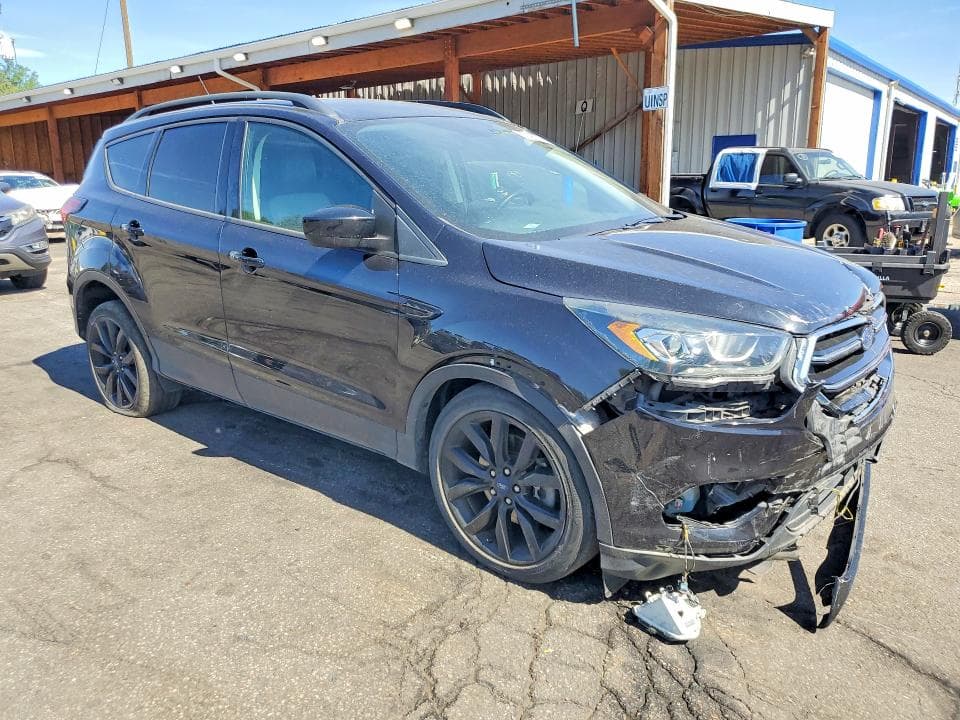 2019 FORD ESCAPE SE 4