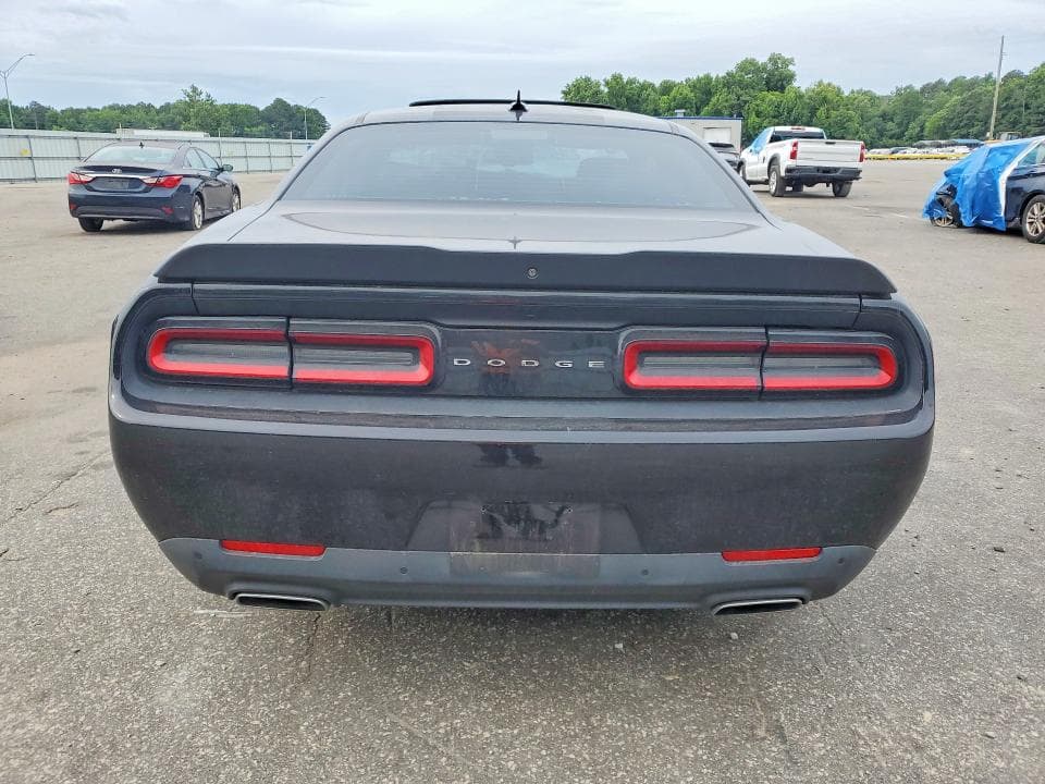 2018 DODGE CHALLENGER SXT 6