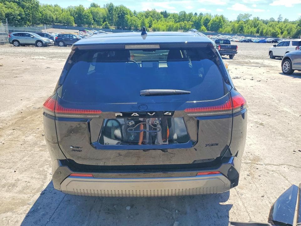 2026 TOYOTA RAV4 XSE 6