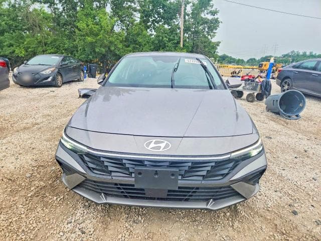 2025 HYUNDAI ELANTRA SEL SEL 5