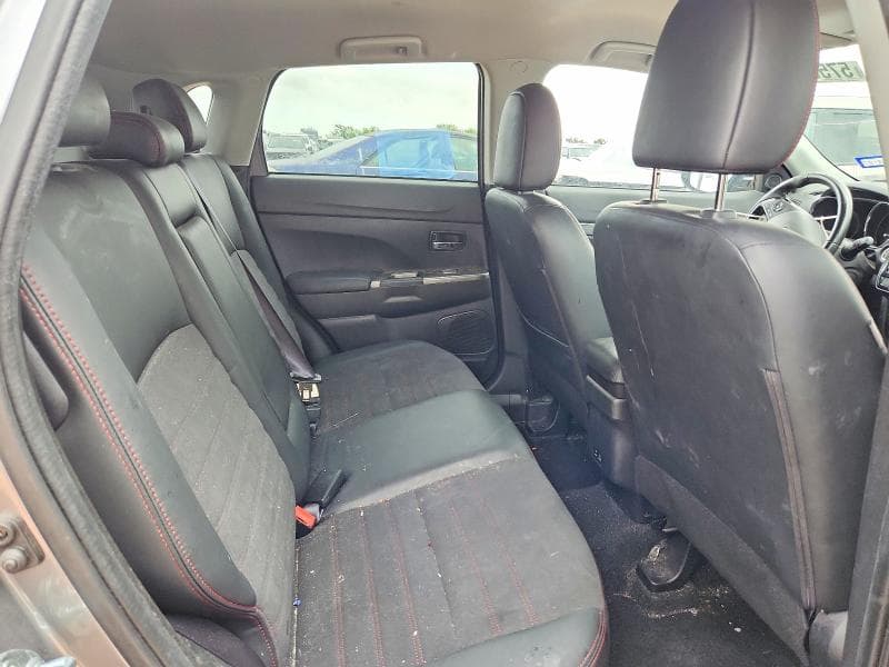 2023 MITSUBISHI OUTLANDER SPORT S 11