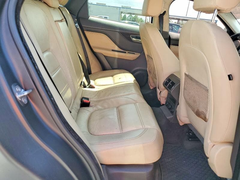 2018 JAGUAR F-PACE PRESTIGE PRESTIGE 12