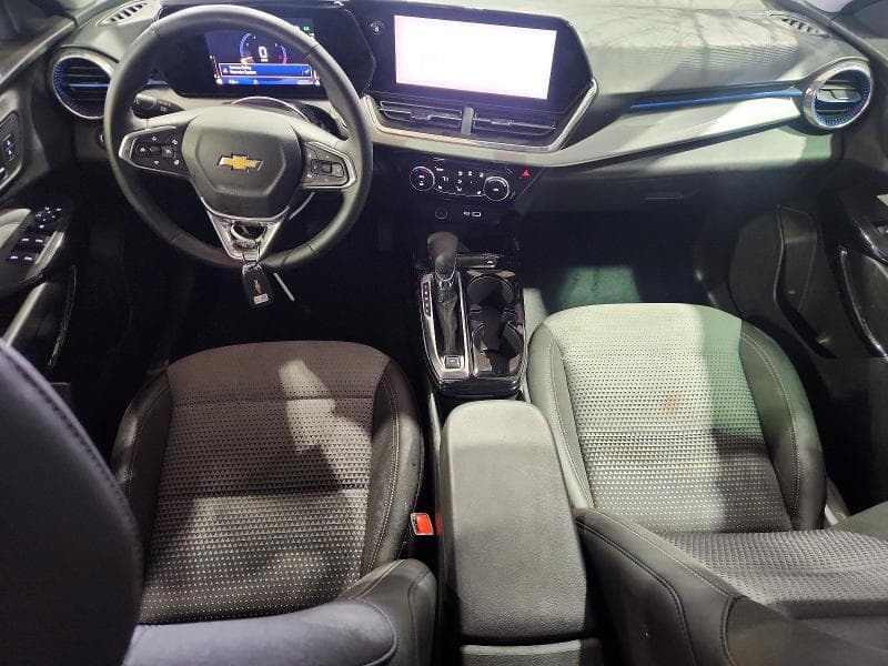 2025 CHEVROLET TRAX 1LT 8