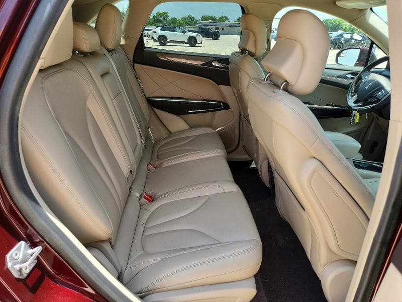 2018 LINCOLN MKC PREMIERE 11