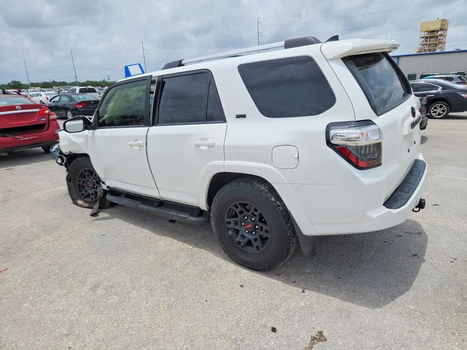 2023 TOYOTA 4RUNNER SR5 PREMIUM 2