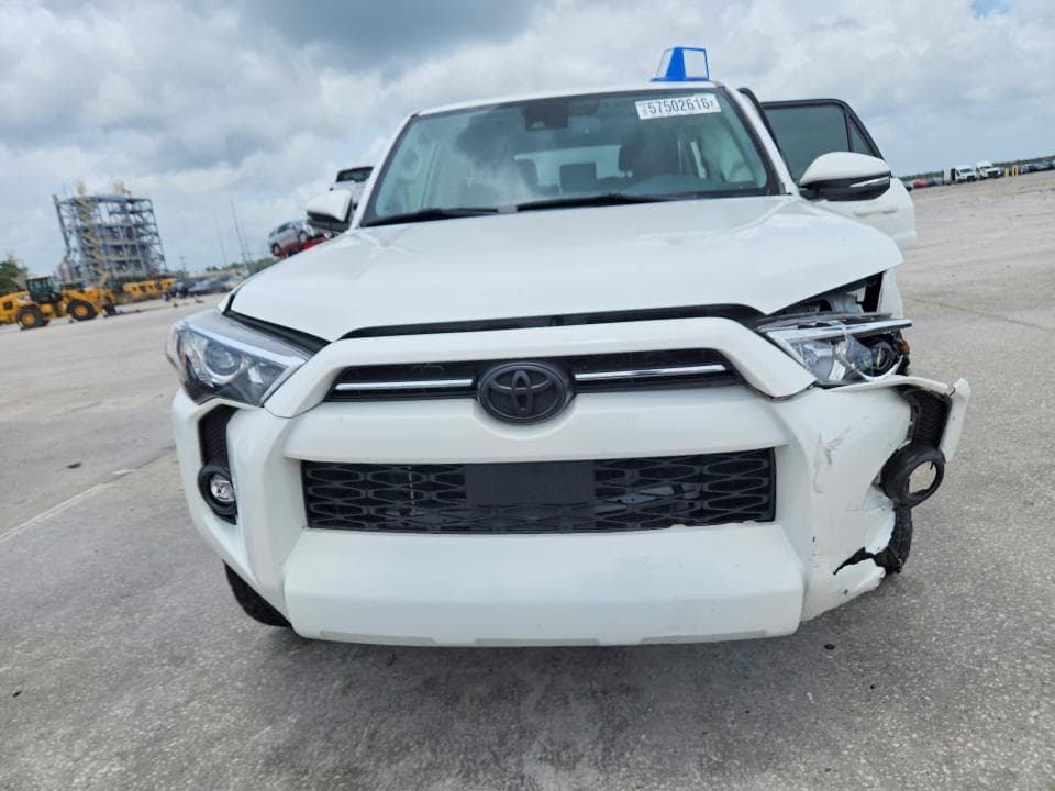 2023 TOYOTA 4RUNNER SR5 PREMIUM 5