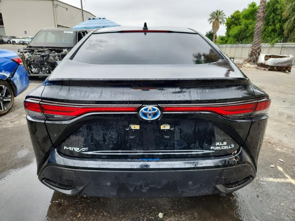 2022 TOYOTA MIRAI XLE 6