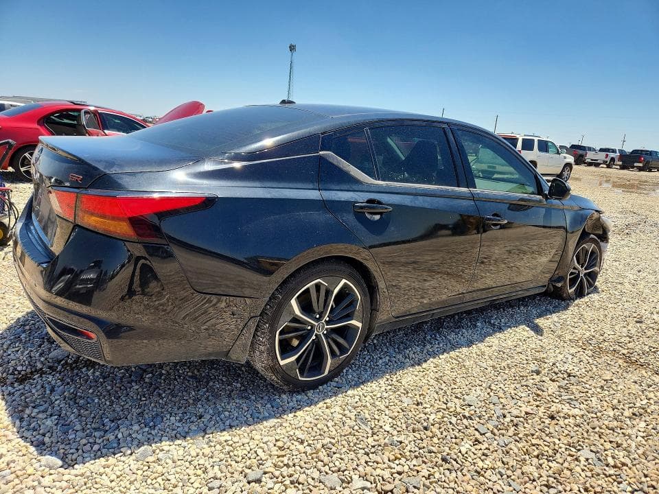 2023 NISSAN ALTIMA SR SR 3