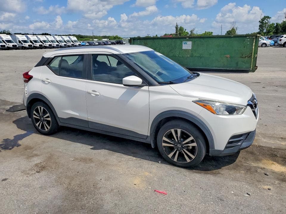 2019 NISSAN KICKS S 4