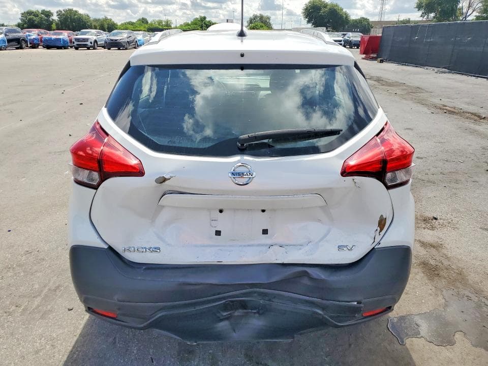 2019 NISSAN KICKS S 6