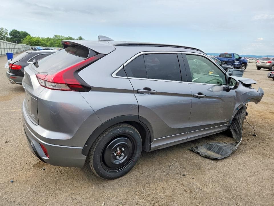 2024 MITSUBISHI ECLIPSE CROSS SE 3