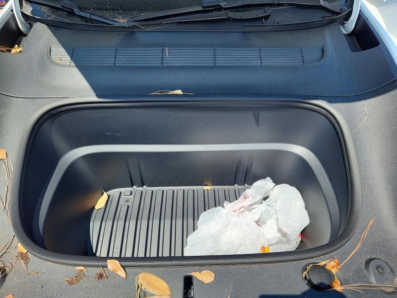 2026 TESLA MODEL Y 11