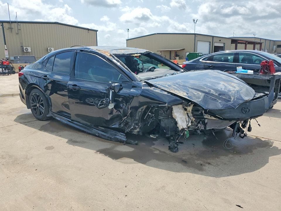2025 TOYOTA CAMRY SE SE 4