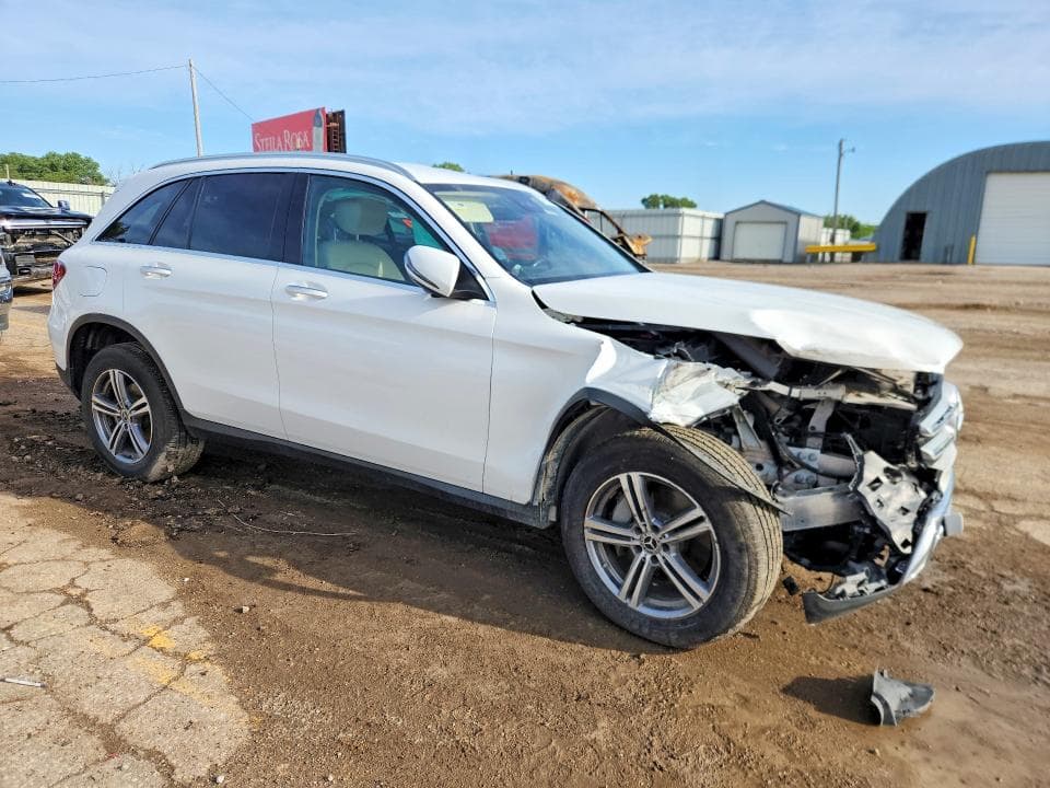 2022 MERCEDES-BENZ GLC 300 4MATIC 4