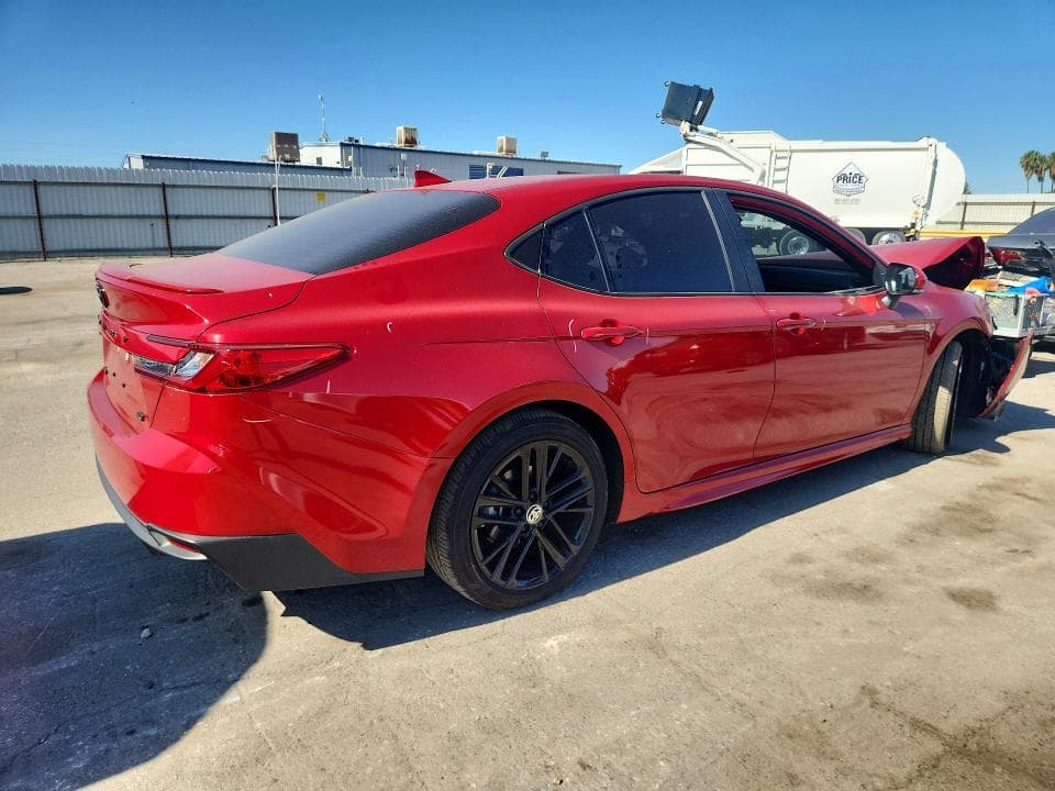 2025 TOYOTA CAMRY SE 3