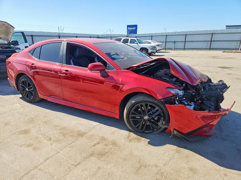 2025 TOYOTA CAMRY SE 4