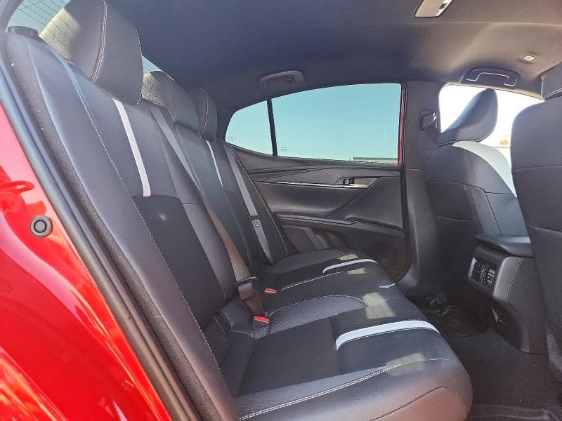2025 TOYOTA CAMRY SE 10