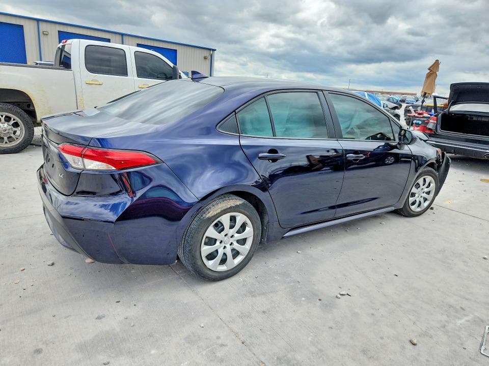 2021 TOYOTA COROLLA LE 3