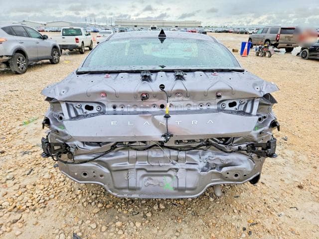 2025 HYUNDAI ELANTRA SE 6