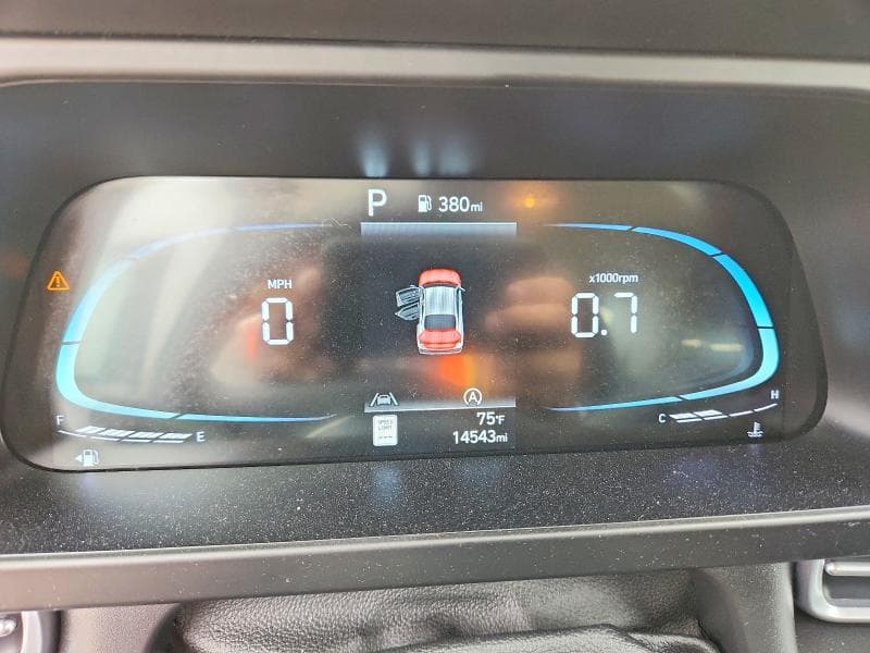 2025 HYUNDAI ELANTRA SE 9