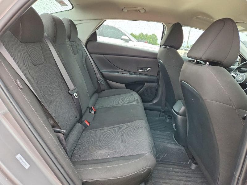 2025 HYUNDAI ELANTRA SE 10