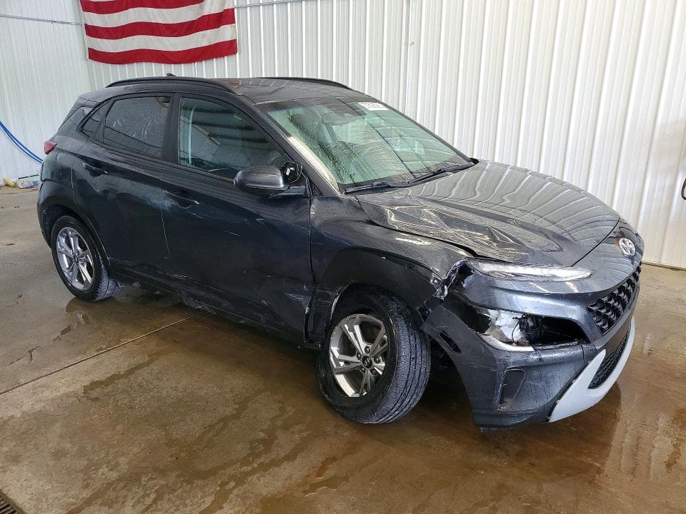2023 HYUNDAI KONA SEL 4
