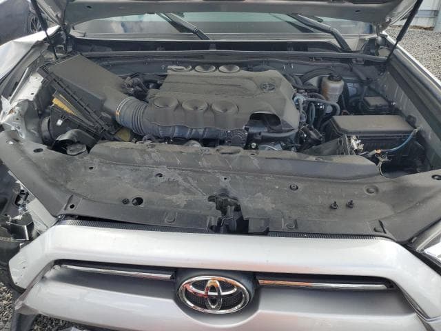 2023 TOYOTA 4RUNNER SR5 12
