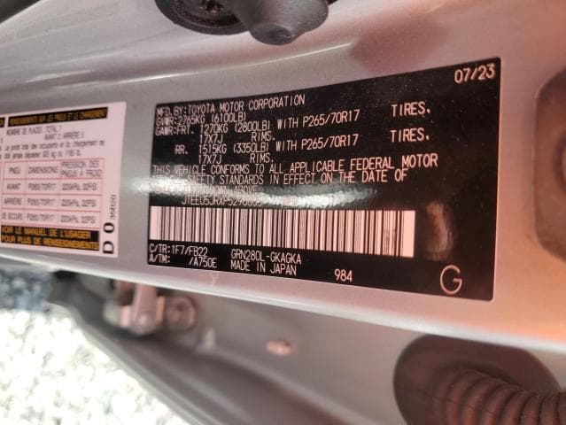 2023 TOYOTA 4RUNNER SR5 13