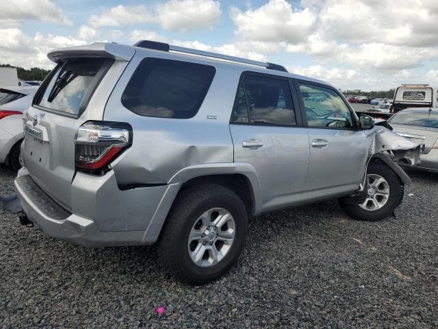 2023 TOYOTA 4RUNNER SR5 3