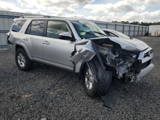 2023 TOYOTA 4RUNNER SR5 4