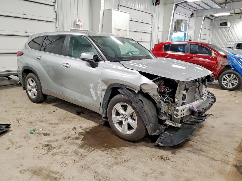 2024 TOYOTA HIGHLANDER LE LE 4