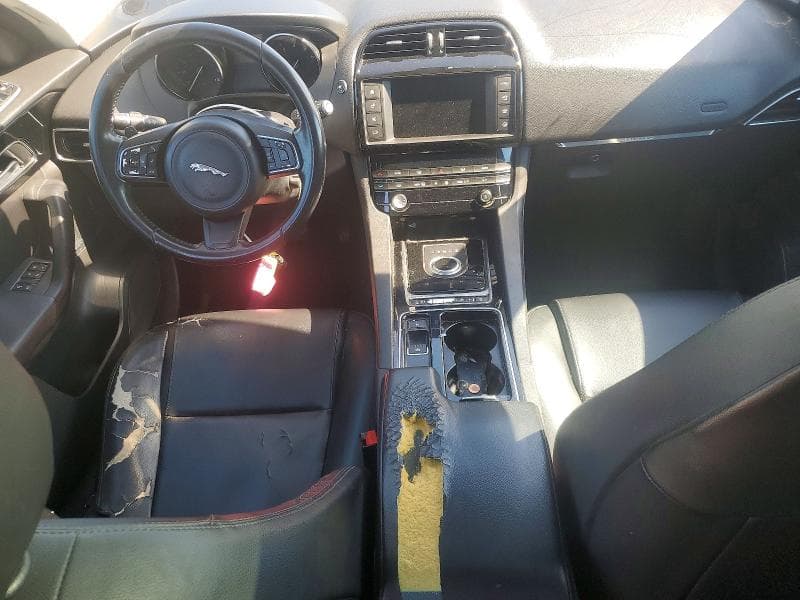 2018 JAGUAR F-PACE PREMIUM PREMIUM 8