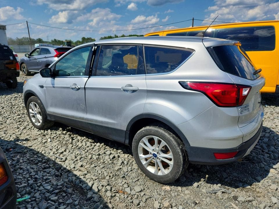 2019 FORD ESCAPE SE SE 2