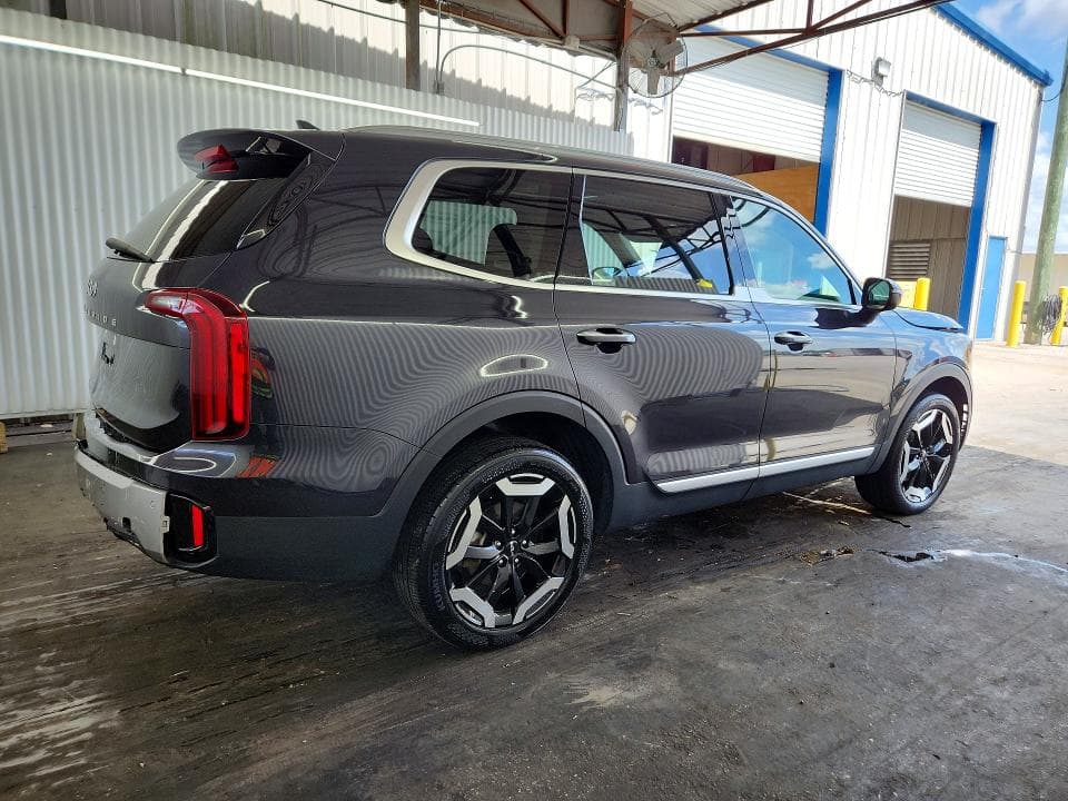 2025 KIA TELLURIDE S 3