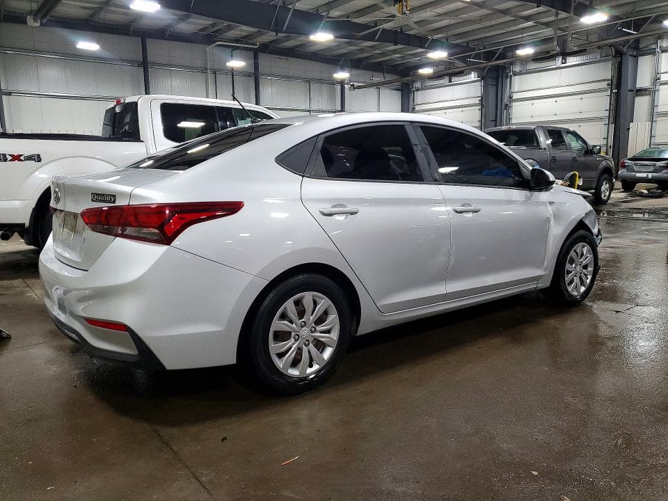 2018 HYUNDAI ACCENT SE 3